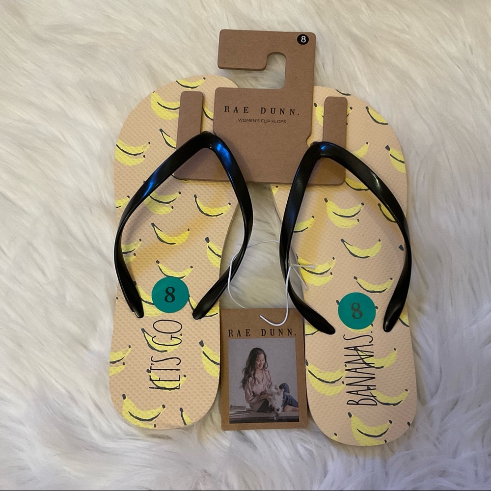 Rae Dunn Let’s Go Bananas Flip Flops - NWT - Size 8 - Picture 2 of 12